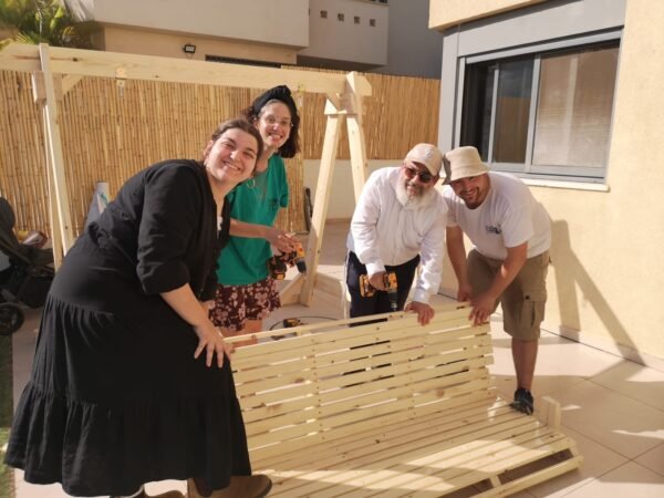 נדנדה דגם אורי - ערכה לבניה עצמאית